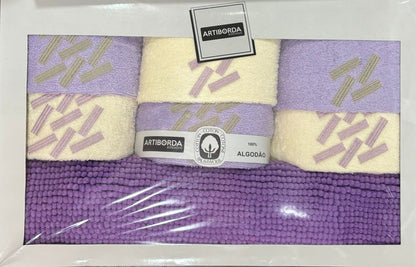 JOGO DE TOALHAS + TAPETE